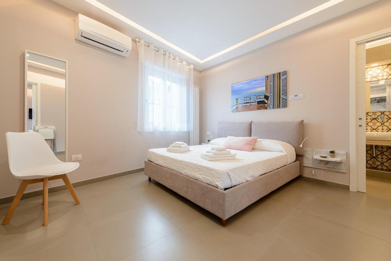 Dimorart Design Accomodations In Napoli Buitenkant foto
