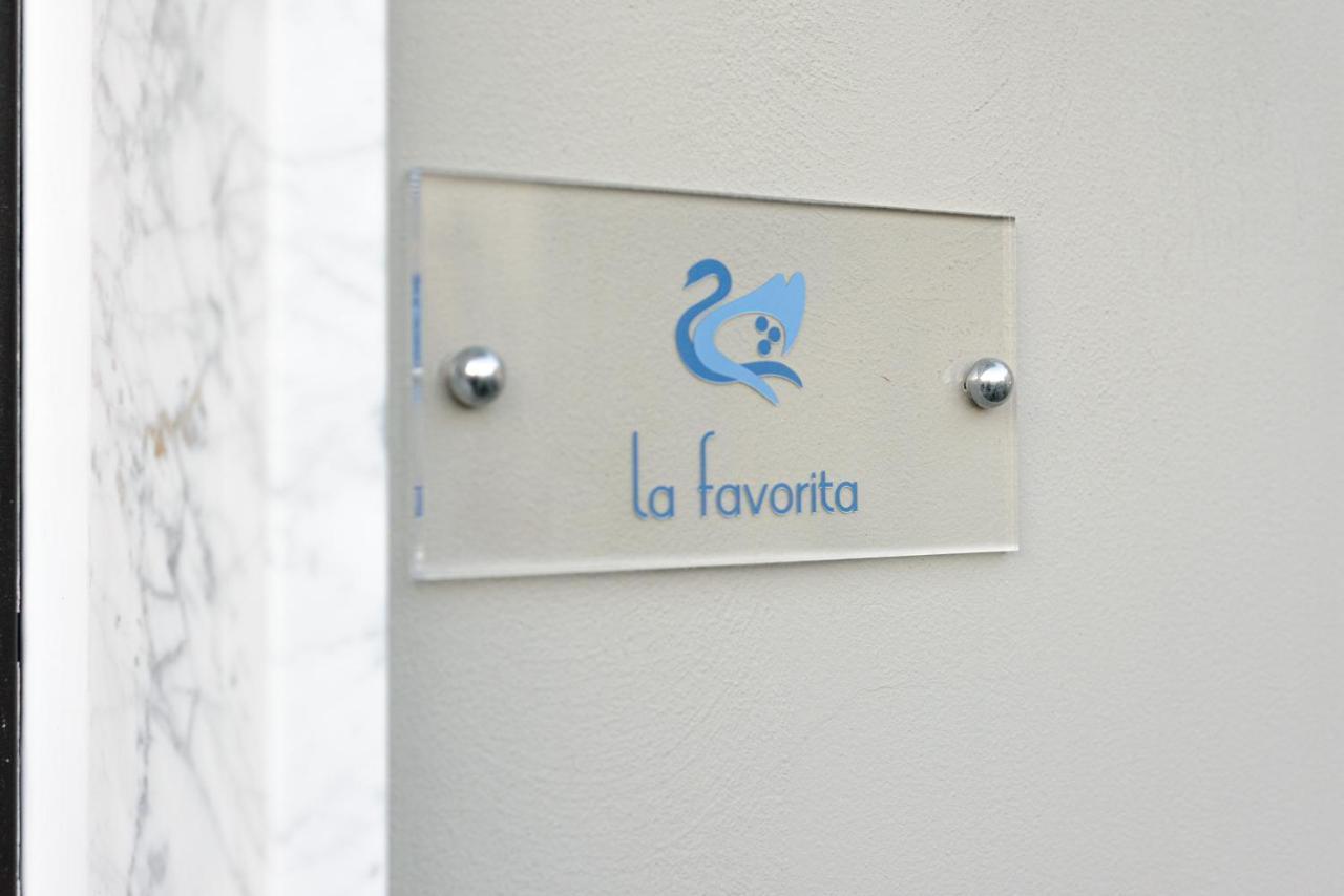 Dimorart Design Accomodations In Napoli Buitenkant foto