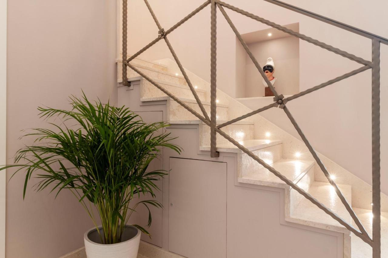 Dimorart Design Accomodations In Napoli Buitenkant foto