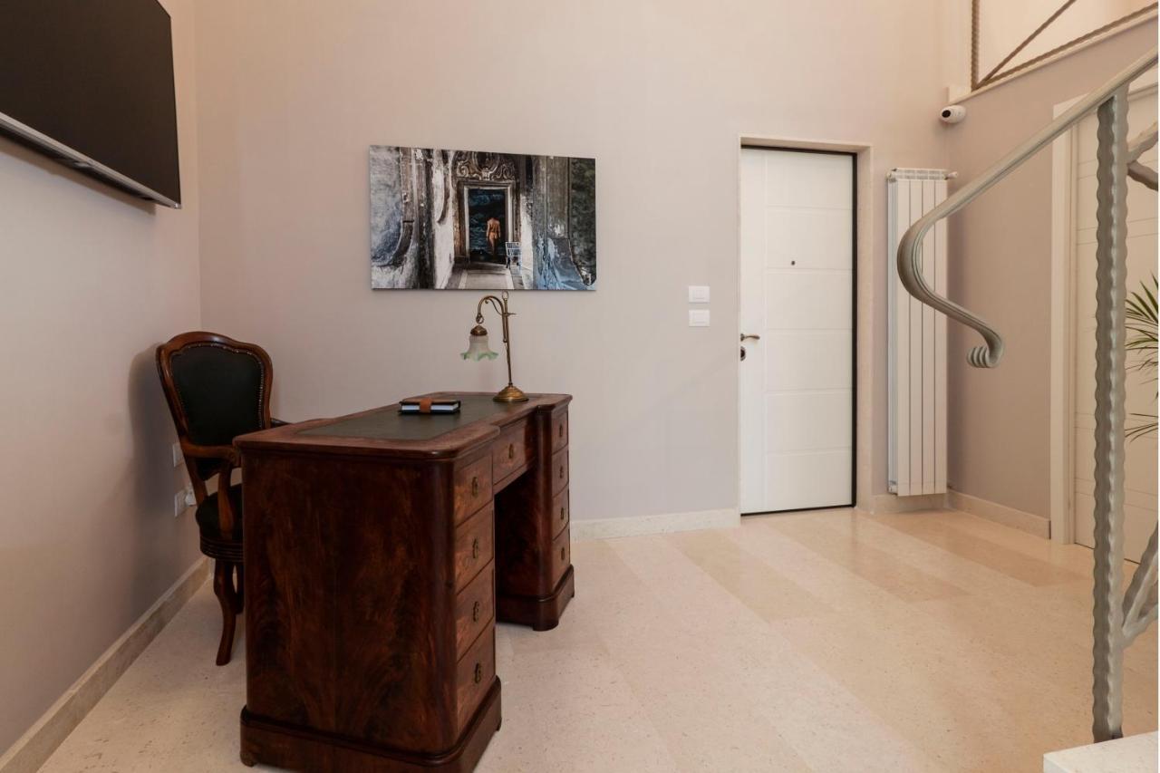 Dimorart Design Accomodations In Napoli Buitenkant foto